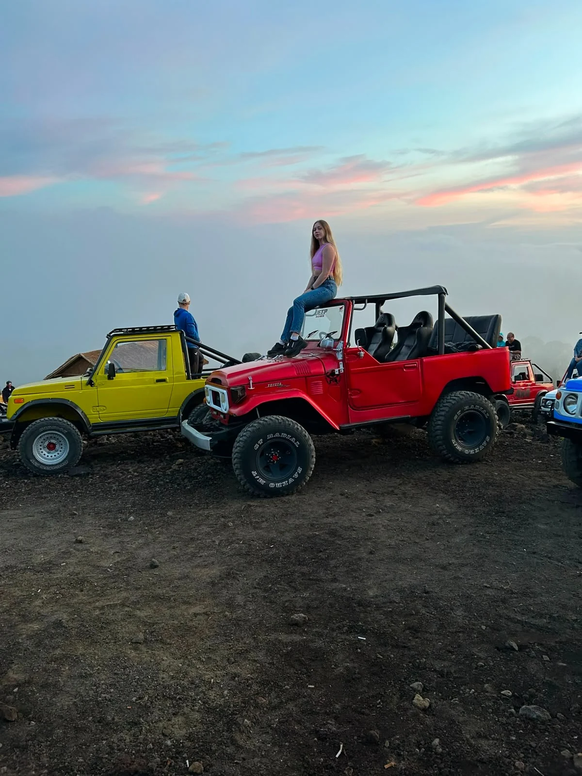Red jeep tour at Mount Batur viewpoint